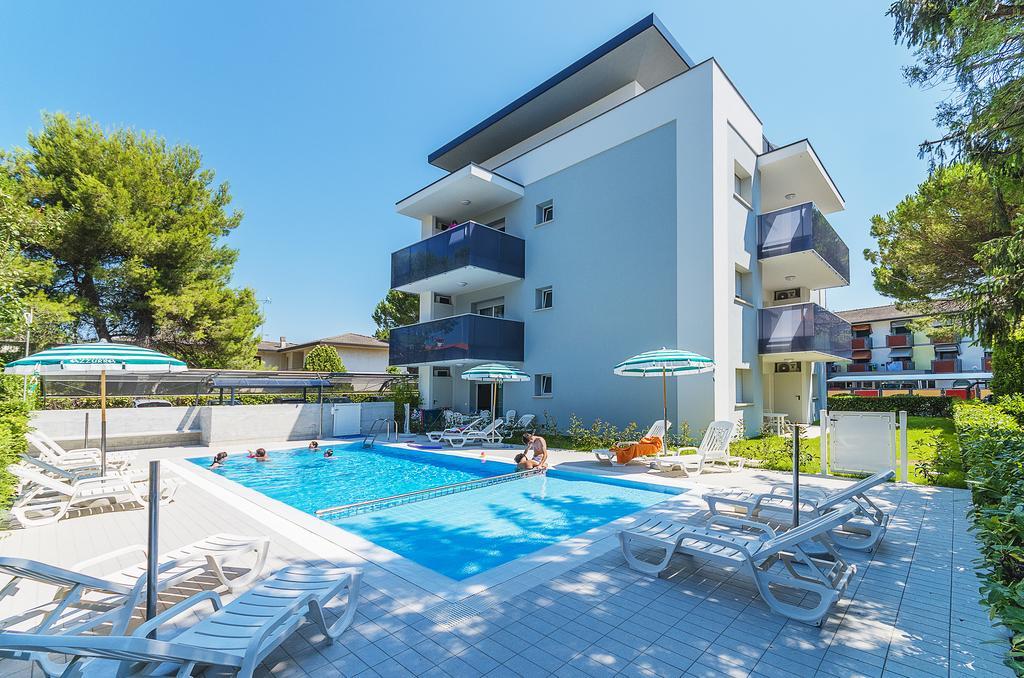 Residence Ca'Tullio Bibione Buitenkant foto
